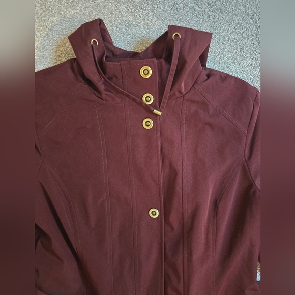 London Fog Water Resistant Women's Size Small Burgundy Trench Coat - Picture 2 of 13